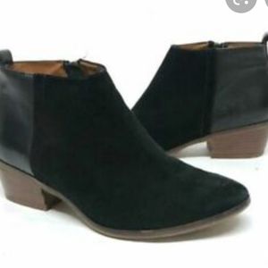 Madewell black suede and leather ankle booties